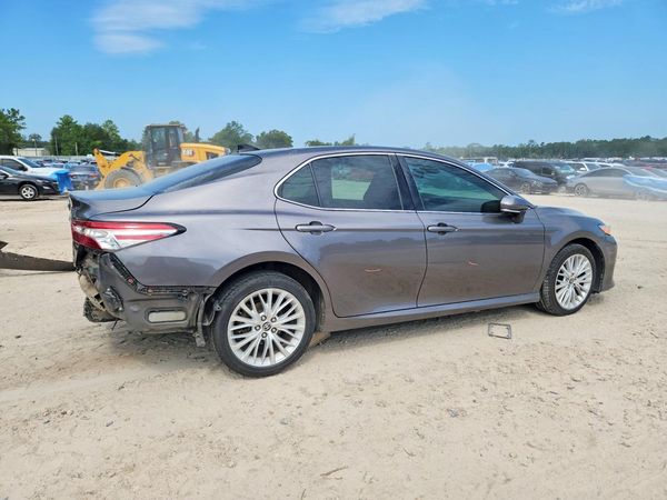 2020 TOYOTA CAMRY