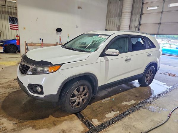 2013 KIA SORENTO