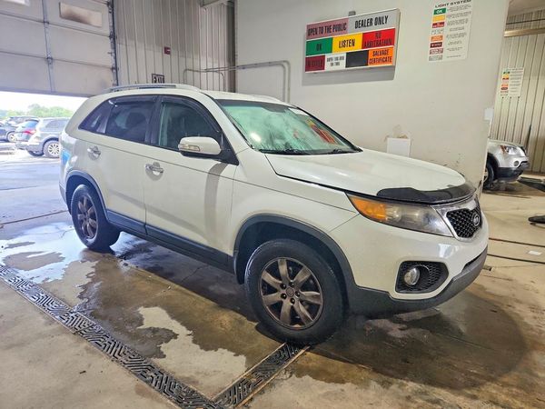 2013 KIA SORENTO