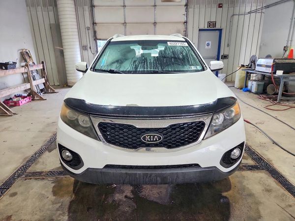 2013 KIA SORENTO