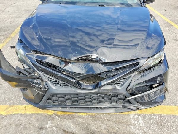 2021 TOYOTA CAMRY