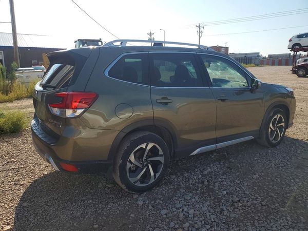 2022 SUBARU FORESTER Touring