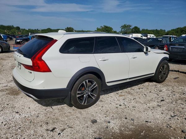 2018 VOLVO V90 CROSS COUNTRY