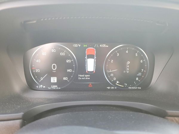 2018 VOLVO V90 CROSS COUNTRY