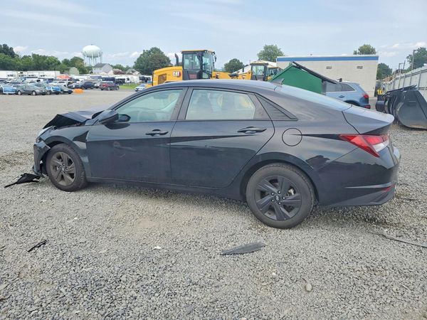 2022 HYUNDAI ELANTRA
