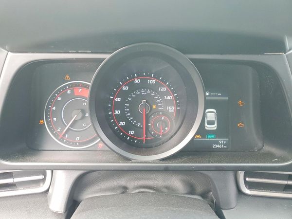 2022 HYUNDAI ELANTRA