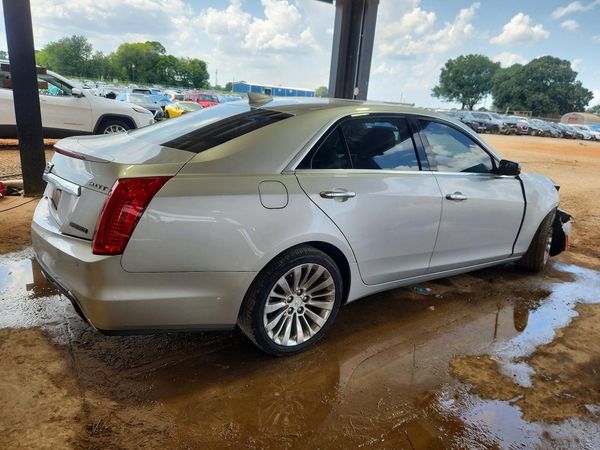 2018 CADILLAC CTS Luxury
