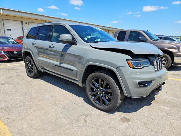 2022 JEEP GRAND CHEROKEE