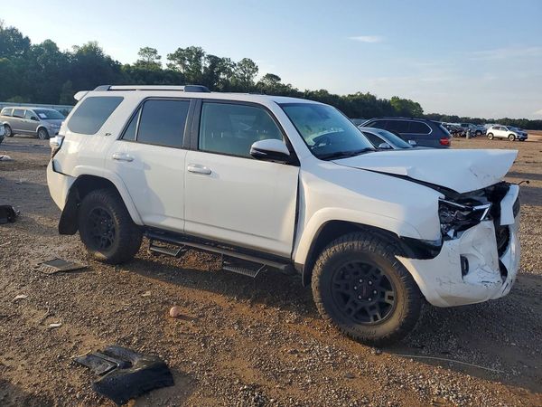 2023 TOYOTA 4RUNNER