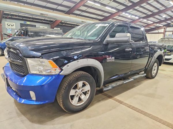 2014 RAM 1500 ST CREW CAB 4X4