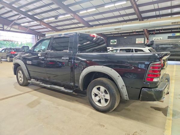 2014 RAM 1500 ST CREW CAB 4X4