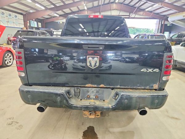 2014 RAM 1500 ST CREW CAB 4X4