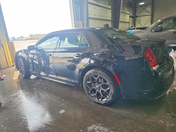 2022 CHRYSLER 300 Touring L