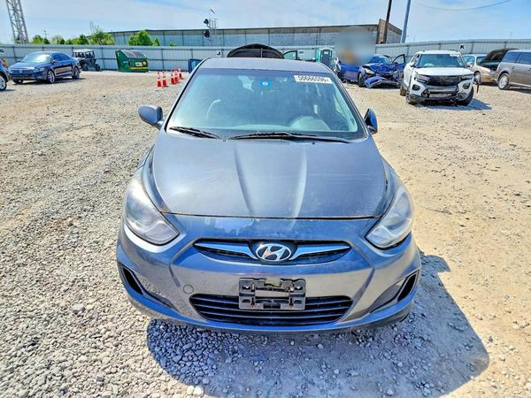 2013 HYUNDAI ACCENT GLS, GS