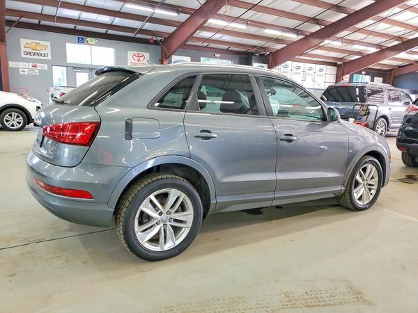 2017 AUDI Q3 quattro Premium