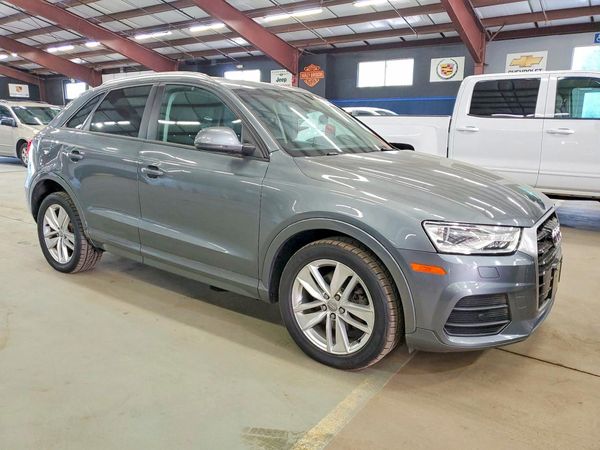 2017 AUDI Q3 quattro Premium
