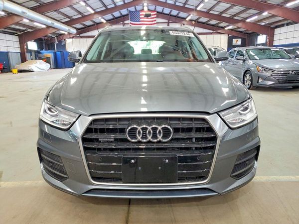 2017 AUDI Q3 quattro Premium