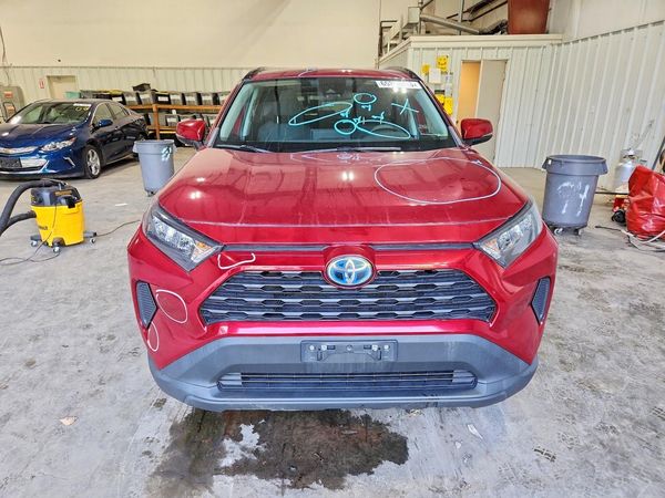 2022 TOYOTA RAV4 LE