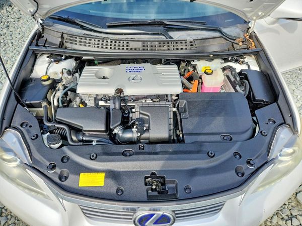 2012 LEXUS CT 200h