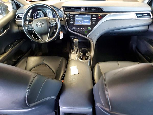 2018 TOYOTA CAMRY