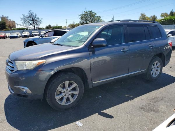 2012 TOYOTA HIGHLANDER