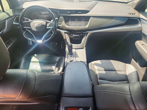2020 CADILLAC XT6