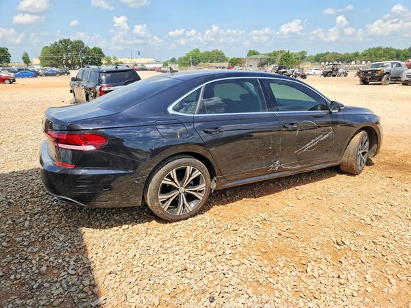 2021 VOLKSWAGEN PASSAT SE