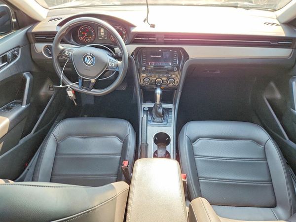 2021 VOLKSWAGEN PASSAT SE