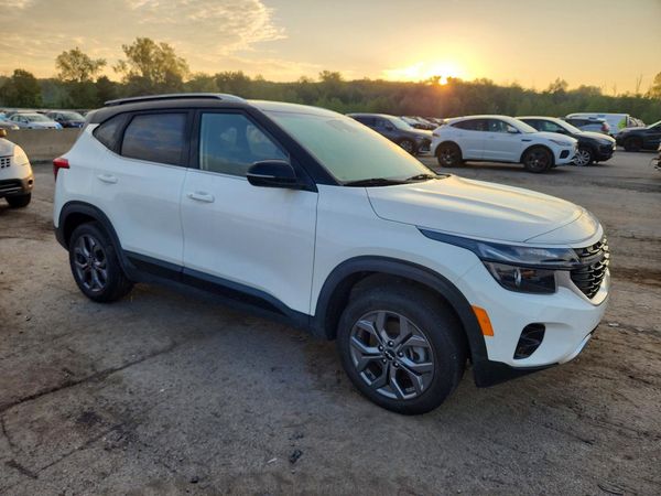 2024 KIA SELTOS S, X-Line