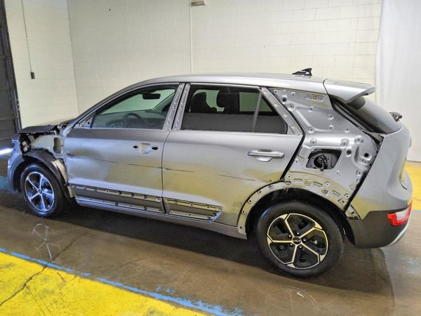 2026 KIA NIRO LX