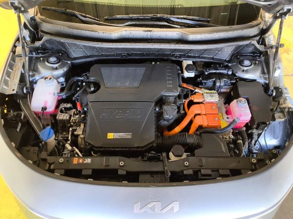 2026 KIA NIRO LX