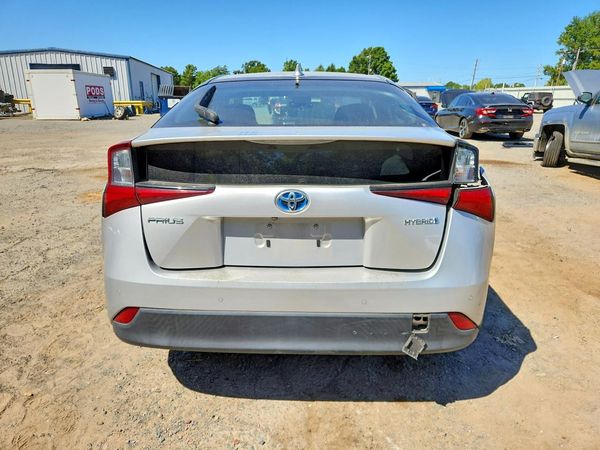 2019 TOYOTA PRIUS