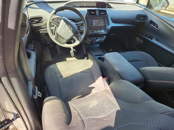 2019 TOYOTA PRIUS