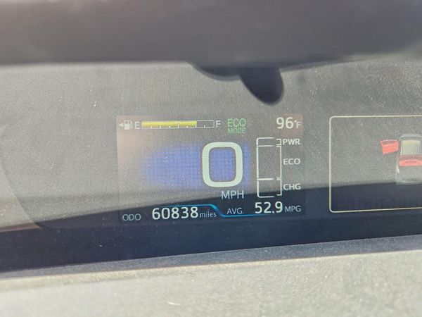 2019 TOYOTA PRIUS