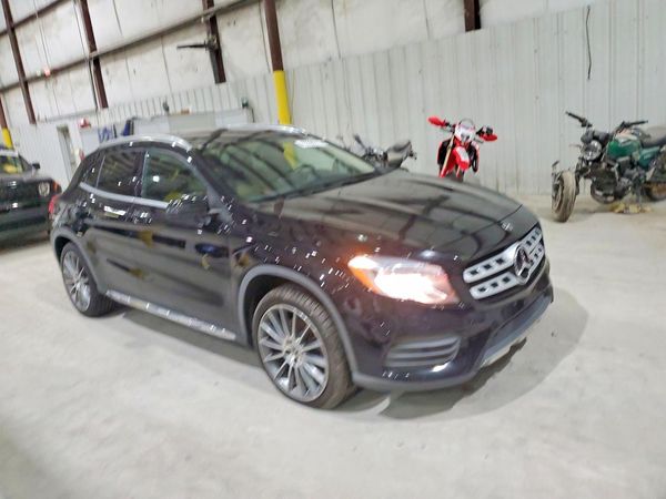 2018 MERCEDES-BENZ GLA