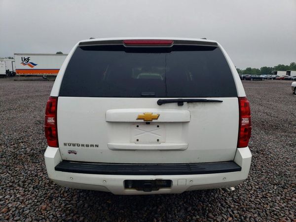 2014 CHEVROLET SUBURBAN LT — DIRR