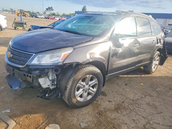 2014 CHEVROLET TRAVERSE LS
