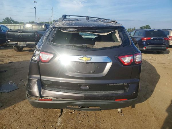 2014 CHEVROLET TRAVERSE LS
