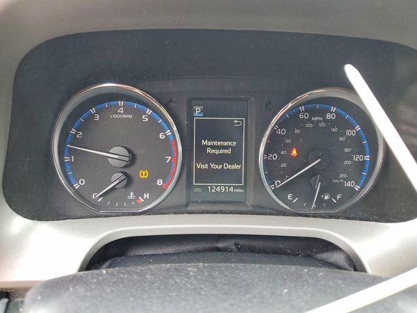 2016 TOYOTA RAV4 XLE (M Grade)