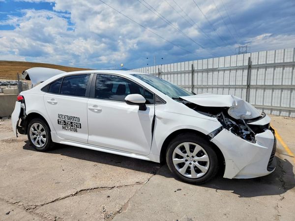 2024 TOYOTA COROLLA