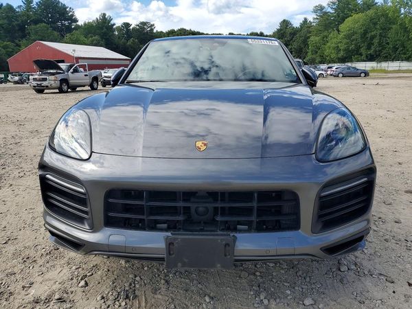 2021 PORSCHE CAYENNE GTS Coupe