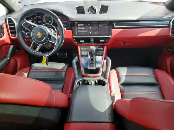2021 PORSCHE CAYENNE GTS Coupe