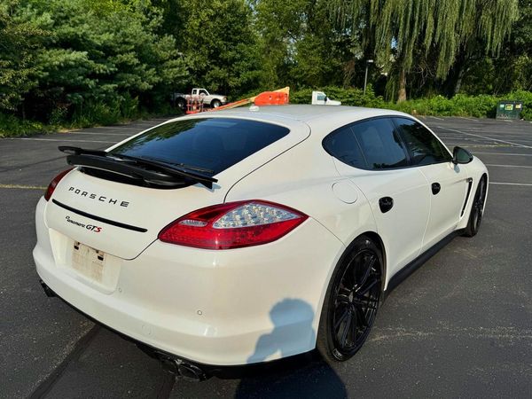 2013 PORSCHE PANAMERA