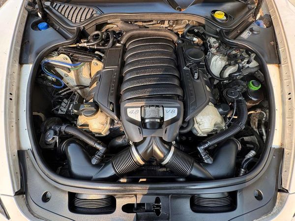 2013 PORSCHE PANAMERA