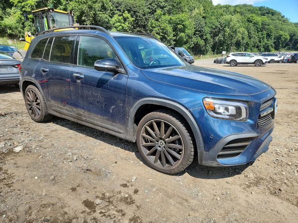 2023 MERCEDES-BENZ GLB GLB250
