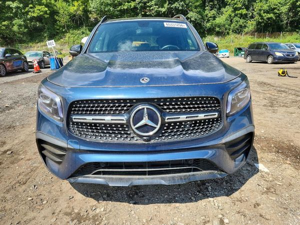 2023 MERCEDES-BENZ GLB GLB250