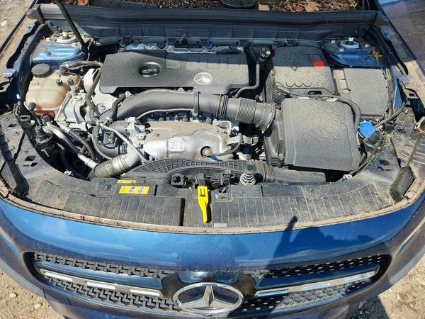 2023 MERCEDES-BENZ GLB GLB250