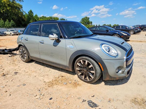 2016 MINI COOPER