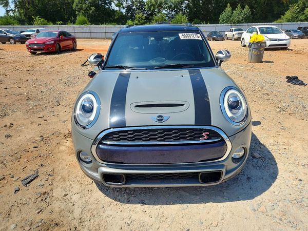 2016 MINI COOPER