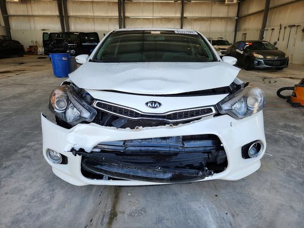 2016 KIA FORTE KOUP